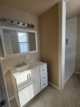 517 Genet St, Unit Apt 2 in Scranton, PA - Building Photo - Building Photo