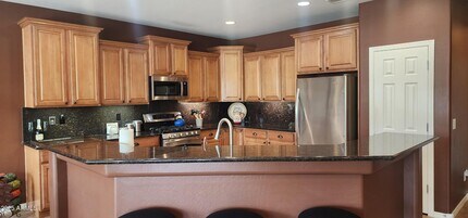 27013 W Potter Dr in Buckeye, AZ - Building Photo - Building Photo