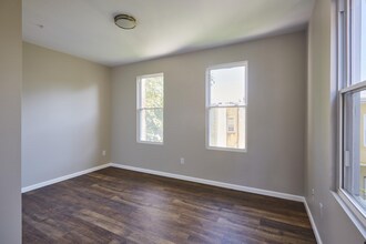 5514 Woodland Ave in Philadelphia, PA - Building Photo - Building Photo