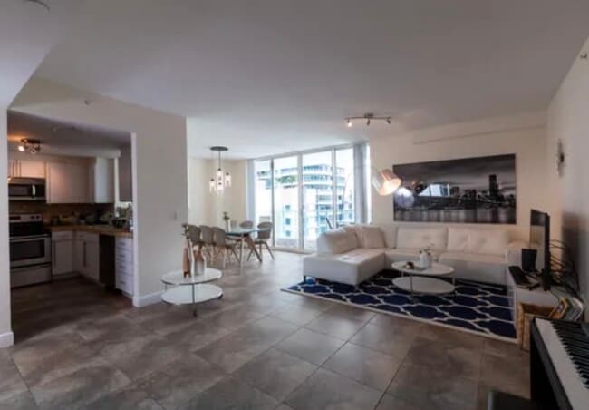 1250 S Miami Ave, Unit 1301
