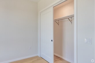 15 Burney St, Unit #308 in Boston, MA - Building Photo - Building Photo
