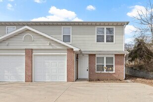 2008 Gus Ct in Columbia, MO - Building Photo