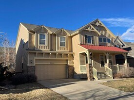 2219 Creekside Dr in Longmont, CO - Building Photo