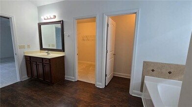 2275 Copper Trail Ln NE in Buford, GA - Building Photo - Building Photo