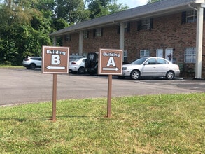 539 E Morgan St in Church Hill, TN - Foto de edificio - Building Photo