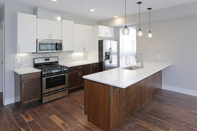 Boutique 28 in Minneapolis, MN - Building Photo - Interior Photo