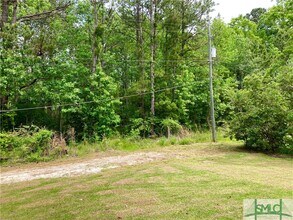 84 Avalon Ave in Richmond Hill, GA - Building Photo - Building Photo