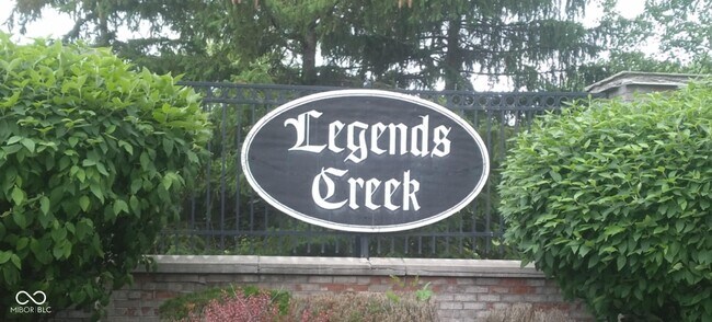 9820 Legends Creek Dr in Indianapolis, IN - Building Photo - Building Photo