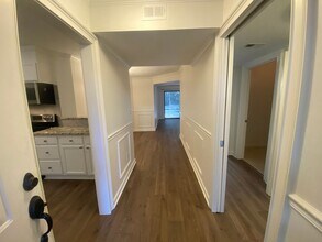 1850 Atlantic Dr in Columbia, SC - Building Photo - Building Photo