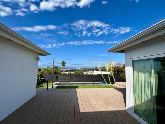 2548 Galveston St in San Diego, CA - Building Photo - Building Photo