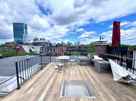 192 W Brookline St in Boston, MA - Building Photo