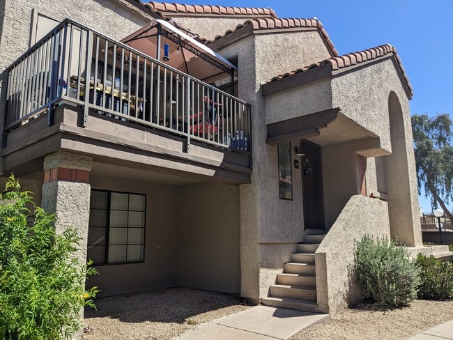 property at 925 N College Ave