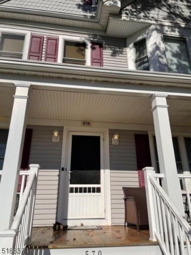 570 Cumberland St in Westfield, NJ - Building Photo - Building Photo