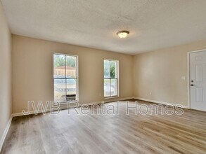 851 Bert Rd in Jacksonville, FL - Building Photo - Building Photo