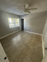 Terrona Apartments in Hallandale Beach, FL - Building Photo - Building Photo