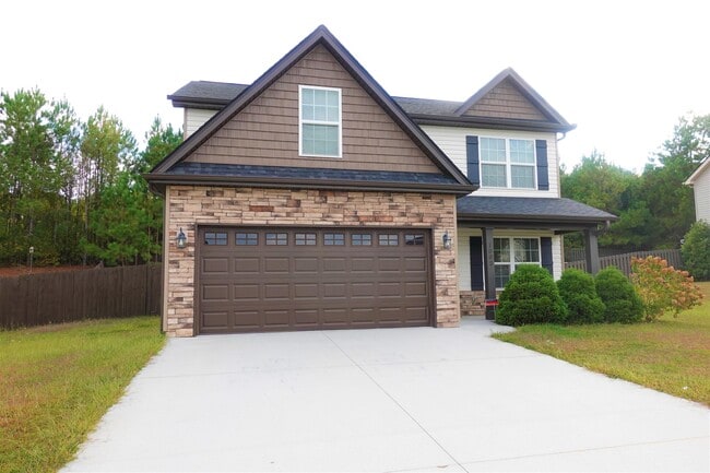 1002 Whirlaway Cir in Anderson, SC - Foto de edificio - Building Photo