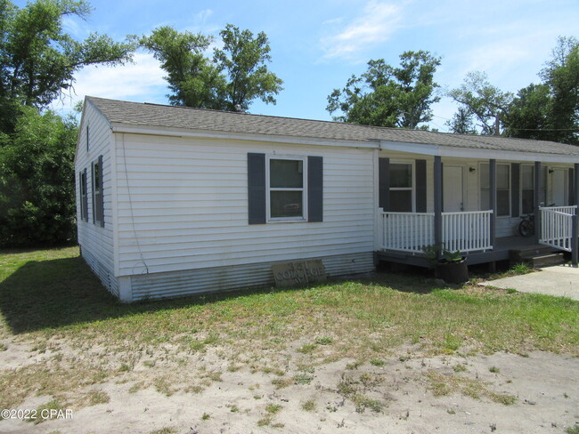 351 College Ave in Panama City, FL - Building Photo - Building Photo