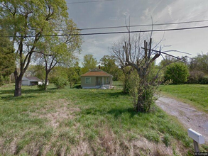 2231 Loren St in Cahokia Heights, IL - Building Photo - Building Photo