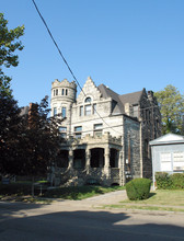 334 S Negley Ave in Pittsburgh, PA - Building Photo - Building Photo