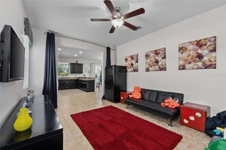 1401 Wexford Way in Davenport, FL - Building Photo - Building Photo