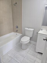 2804 SE 16th Ave in Homestead, FL - Building Photo - Building Photo