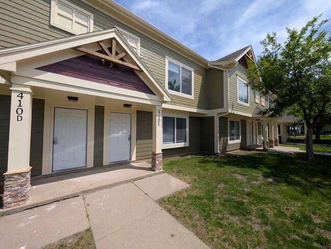 property at 408 E 15th St