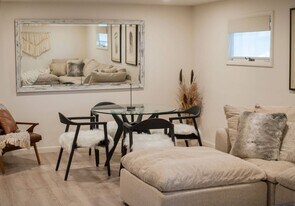 1473 Hollow Rd in Clinton Corners, NY - Building Photo