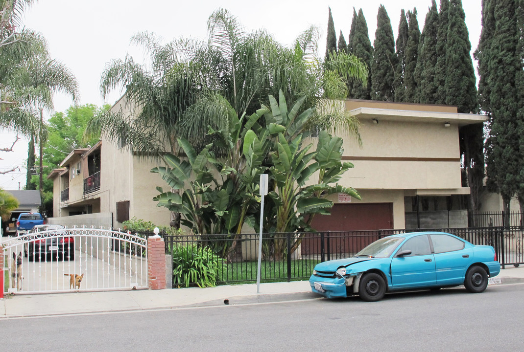 6118 Prospect Ave in Maywood, CA - Building Photo