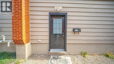 138 Henry St in Brantford, ON - Building Photo - Building Photo