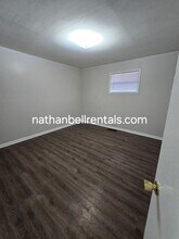 1295 E Houston St in Paris, TX - Building Photo - Building Photo