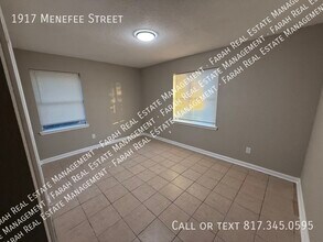 1917 Menefee St in Arlington, TX - Building Photo - Building Photo