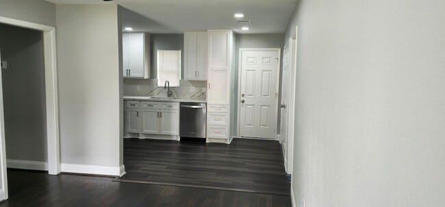 9406 Chesterfield Dr in Houston, TX - Building Photo - Building Photo