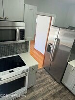 1201 Clock St in Jacksonville, FL - Building Photo