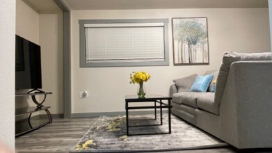 1014 NE 91st St in Seattle, WA - Foto de edificio - Building Photo