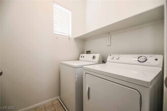 716 Calamus Palm Pl in Henderson, NV - Building Photo - Building Photo