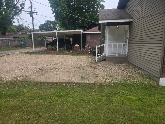 2000 Carnes Ave in Memphis, TN - Building Photo - Building Photo