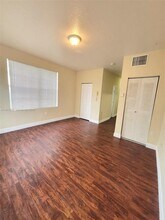 237 NW 10th Ave in Miami, FL - Building Photo - Building Photo