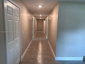 2102 South St in Ft. Myers, FL - Building Photo - Building Photo