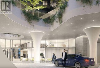 5105 Hurontario St in Mississauga, ON - Building Photo - Building Photo