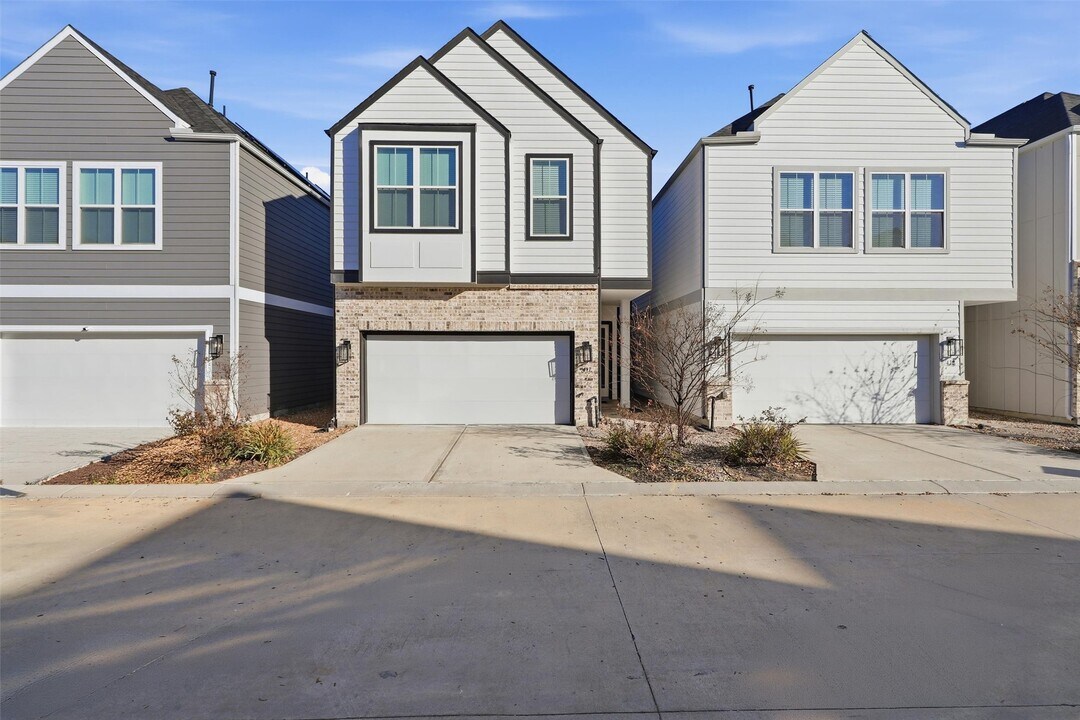 417 Stonework Sage Ln in Houston, TX - Building Photo