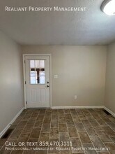 201 S Glencove Ave in Nicholasville, KY - Building Photo - Building Photo