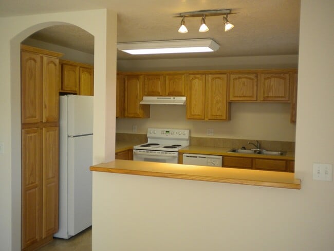 2946 Matt Dr in Eugene, OR - Building Photo - Building Photo