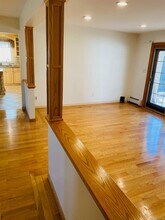 24 Cable Ln in Hicksville, NY - Building Photo - Building Photo