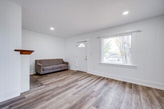 724 W A St in Moscow, ID - Building Photo - Building Photo