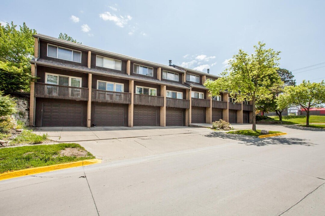 2639 Knapp St, Unit #2 in Ames, IA - Building Photo