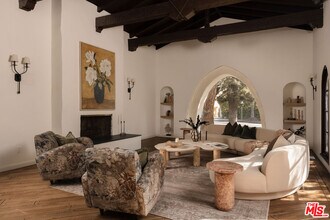 1641 N Ogden Dr in Los Angeles, CA - Building Photo - Building Photo