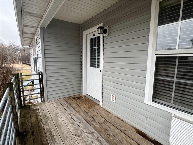 806 W Tahlequah St in Siloam Springs, AR - Building Photo - Building Photo