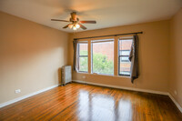 4850 N Magnolia Ave, Unit #2E in Chicago, IL - Foto de edificio - Building Photo