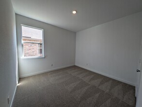 325 Texas Trl in Justin, TX - Building Photo - Building Photo