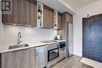 200 Sackville St in Toronto, ON - Building Photo - Building Photo